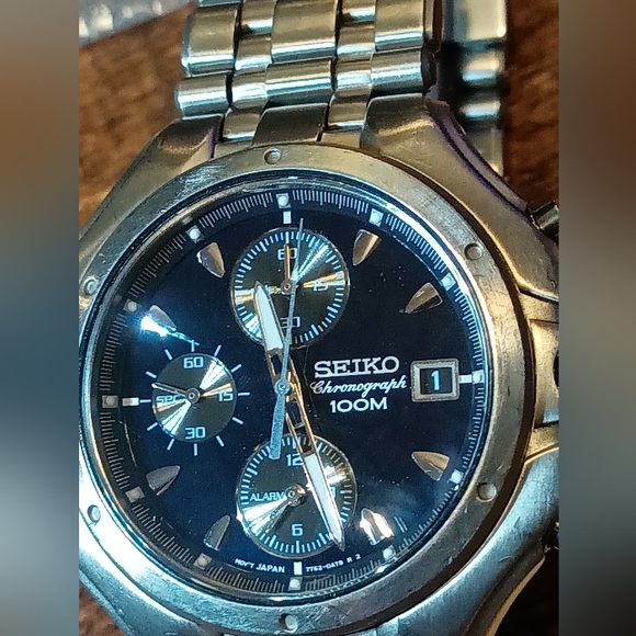 Seiko Titanium Blue Chronograph Sapphire Crystal Men's Watch - Picture 10 of 11